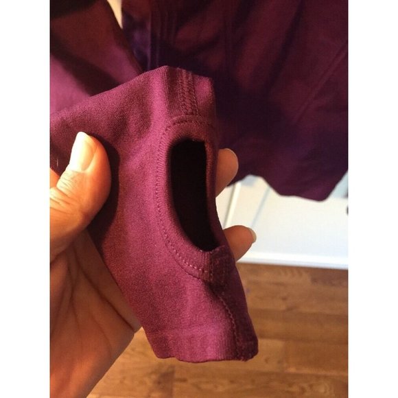 NWOT Fabletics Arta Long Sleeve Top - Picture 7 of 8